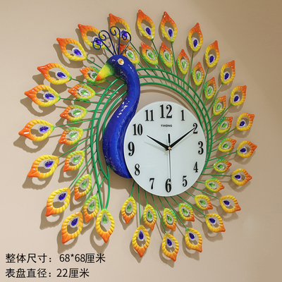 一红孔雀 欧式简约钟表的家居美学之选